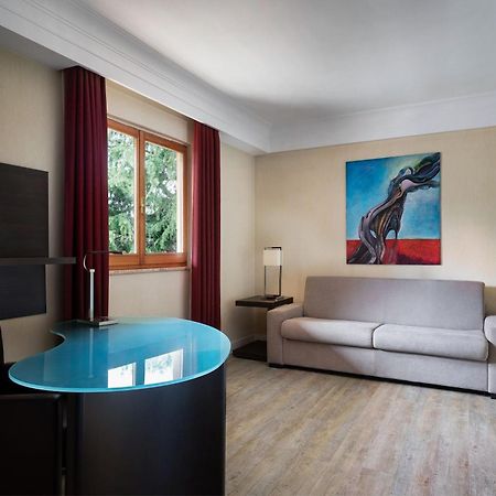 Courtyard By Marriott Rome Central Park Exterior photo