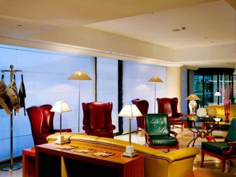 Courtyard By Marriott Rome Central Park Interior photo